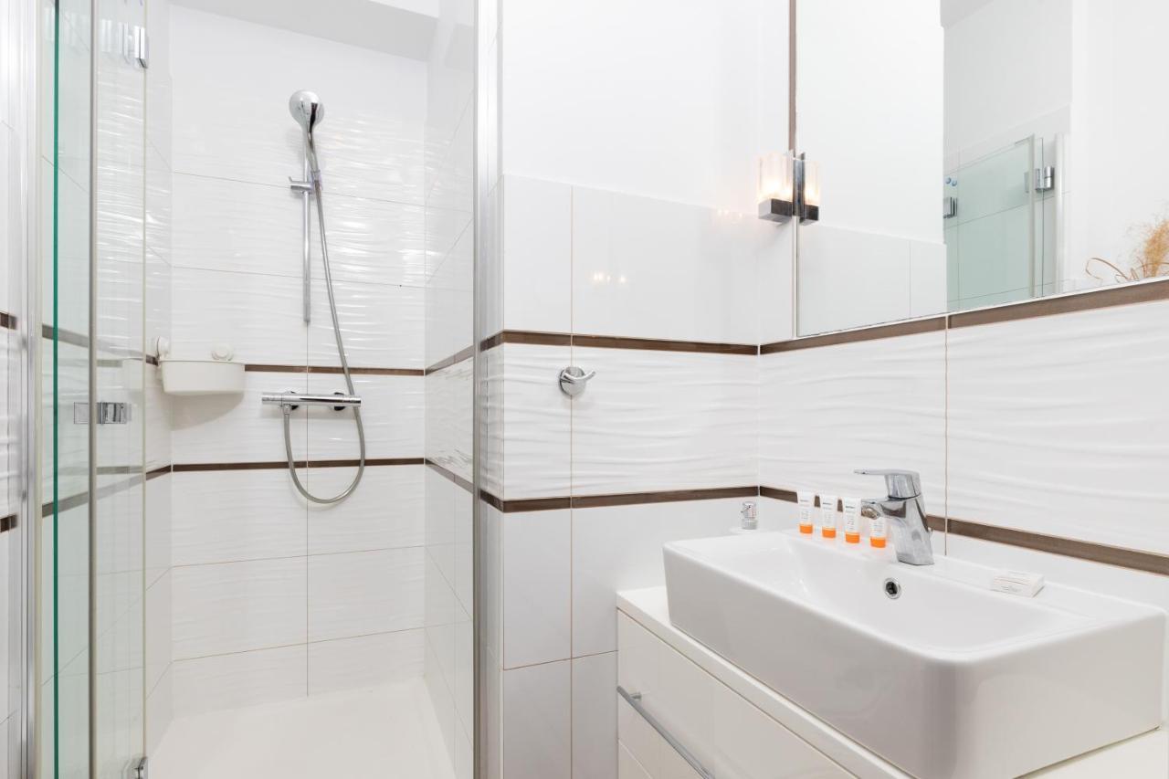 Family Apartament Mysliwska By Renters Apartment Gdansk Ngoại thất bức ảnh