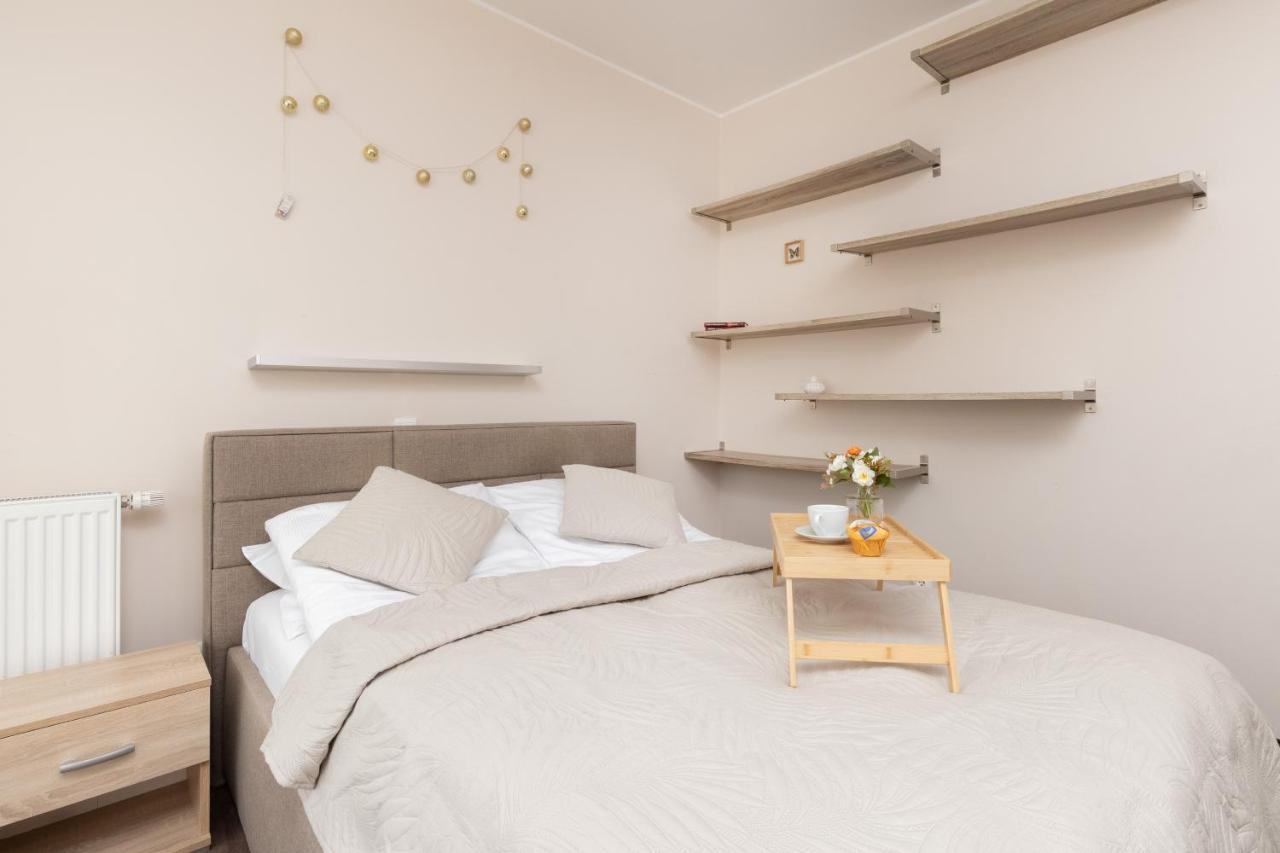 Family Apartament Mysliwska By Renters Apartment Gdansk Ngoại thất bức ảnh
