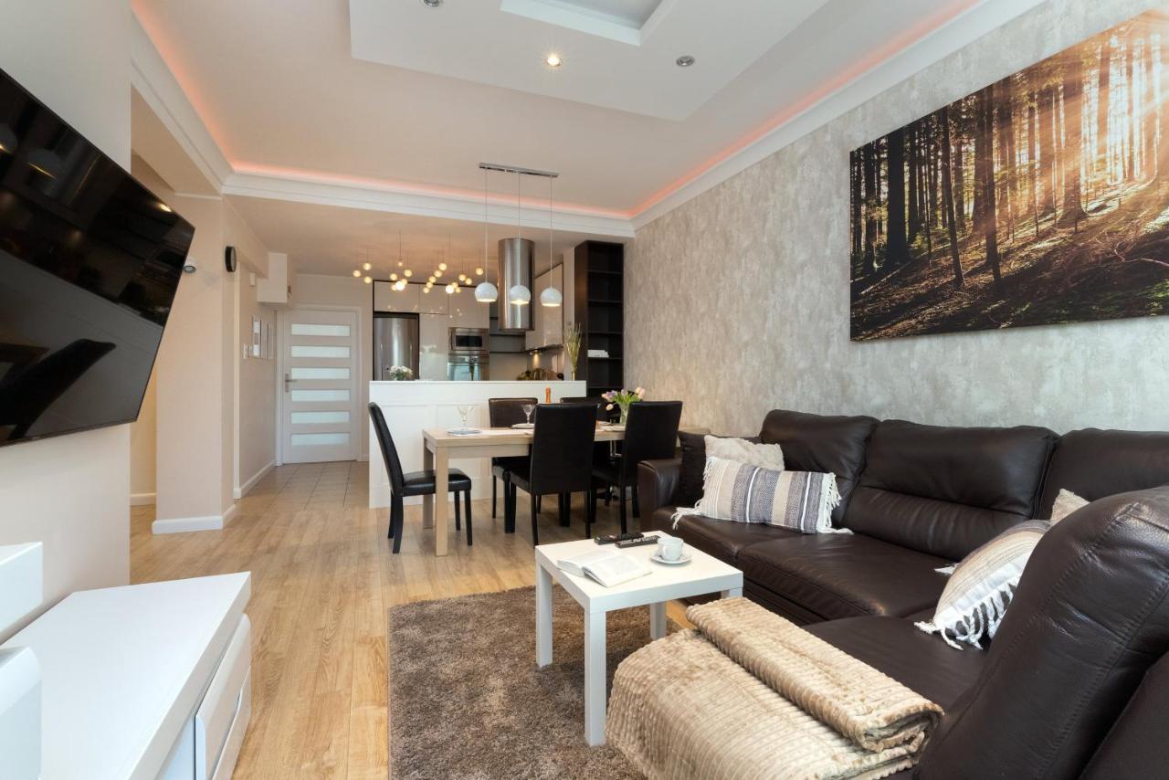 Family Apartament Mysliwska By Renters Apartment Gdansk Ngoại thất bức ảnh